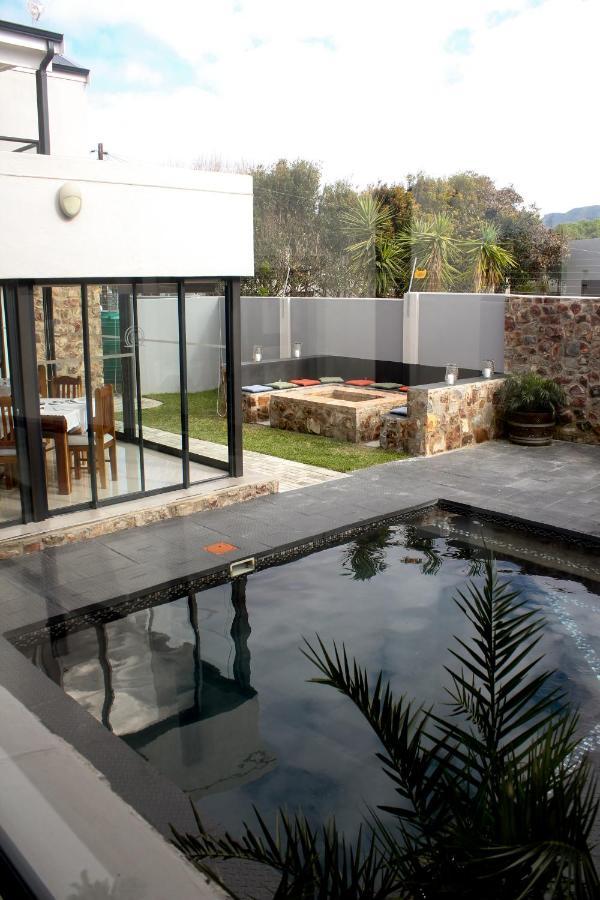 Elizabeth House Hotel Hermanus Exterior photo