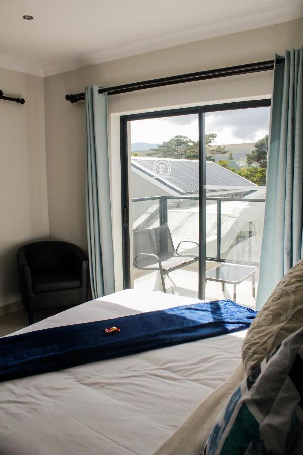 Elizabeth House Hotel Hermanus Exterior photo